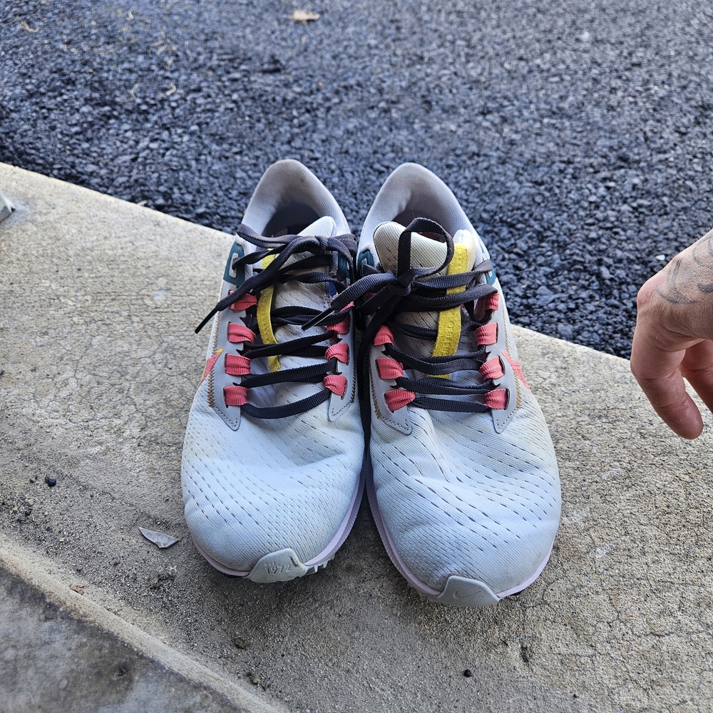 Nike Multicolor Running Shoes - Picture 4 of 7